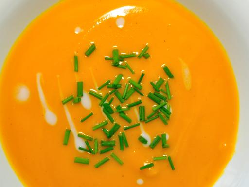 Recipe: Pumpkin and pear soup, finished dish.